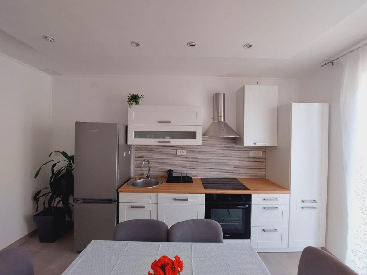 Apartments Mario Primošten Dış mekan fotoğraf